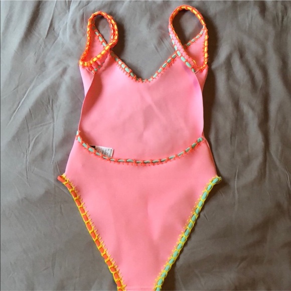 NWT TOPSHOP Aloha Swimsuit One piece 🌈☀️💗US Sz 4 - Picture 2 of 8
